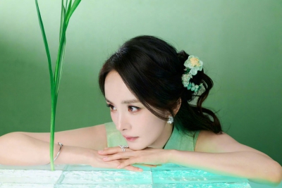 杨幂/BKT品牌全球首席代言人