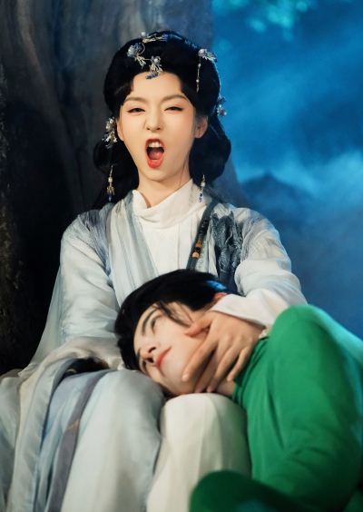 王云云