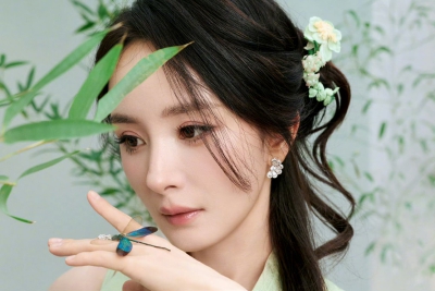 杨幂/BKT品牌全球首席代言人