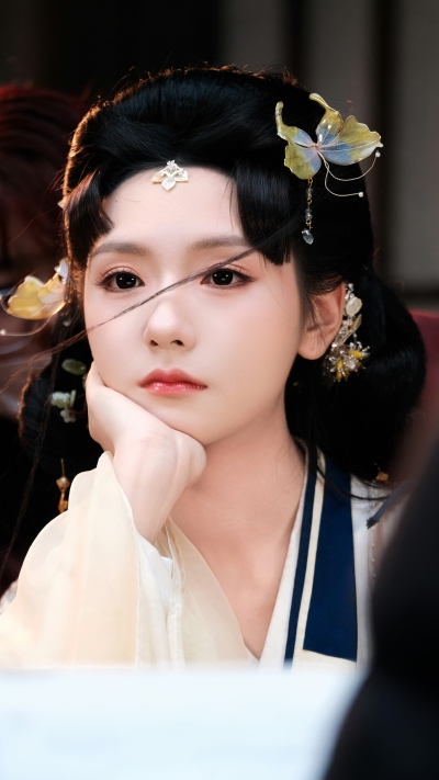 王云云