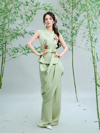 杨幂/BKT品牌全球首席代言人
