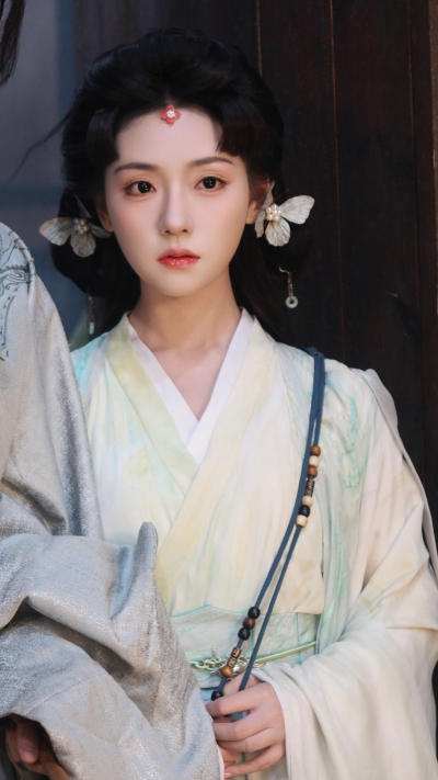 王云云