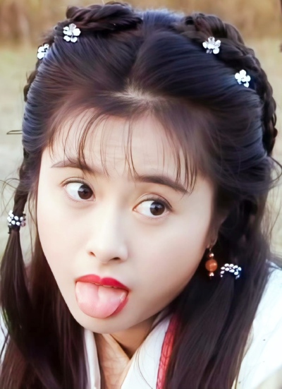 何美钿