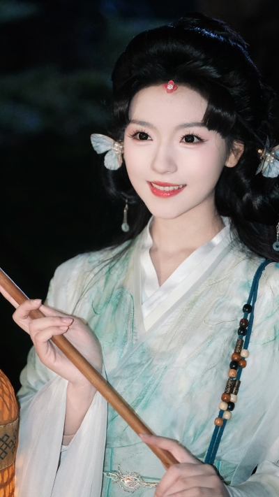 王云云