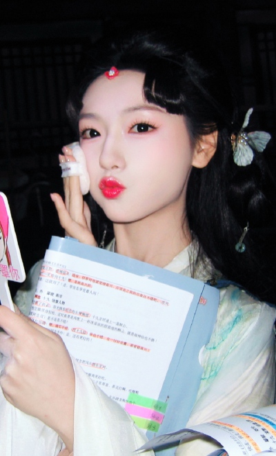 王云云