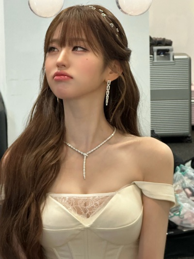 张元英 wonyoung