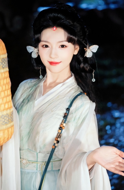 王云云