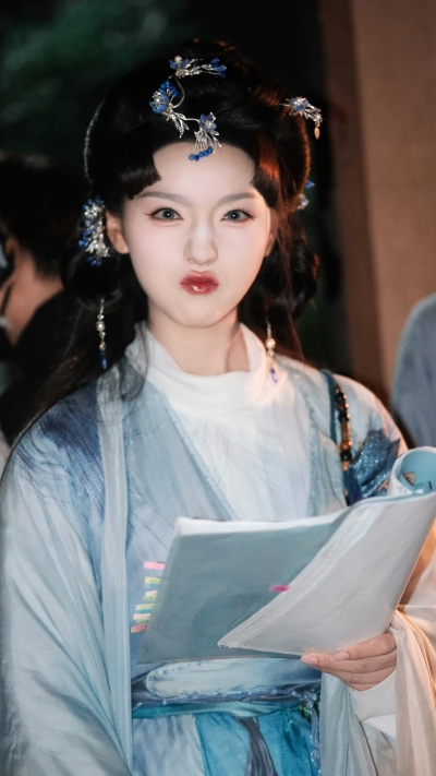 王云云
