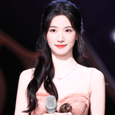 卢昱晓
