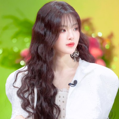 杨超越