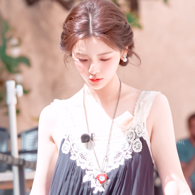杨超越