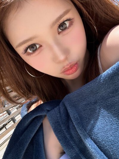 郑世菲 saebi