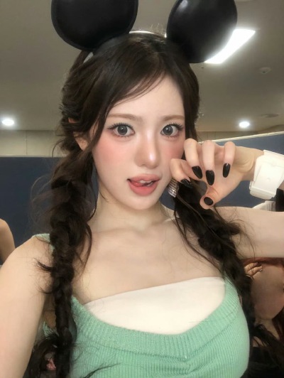 kiiikiii Sui李守彬