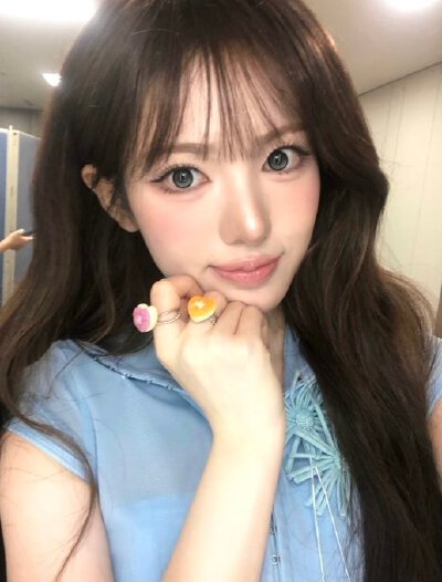 kiiikiii Sui李守彬