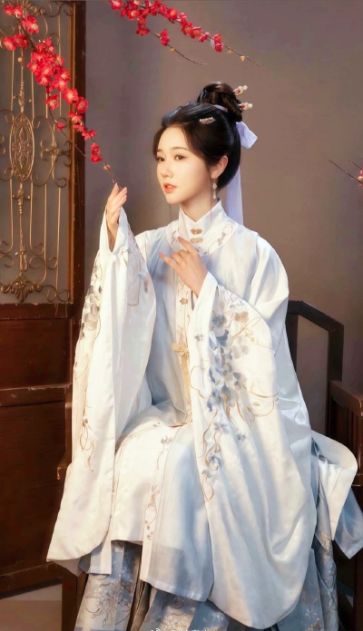 岳雨婷