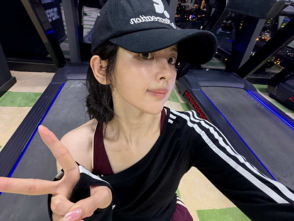 杨超越