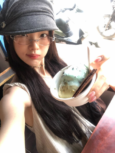 杨超越