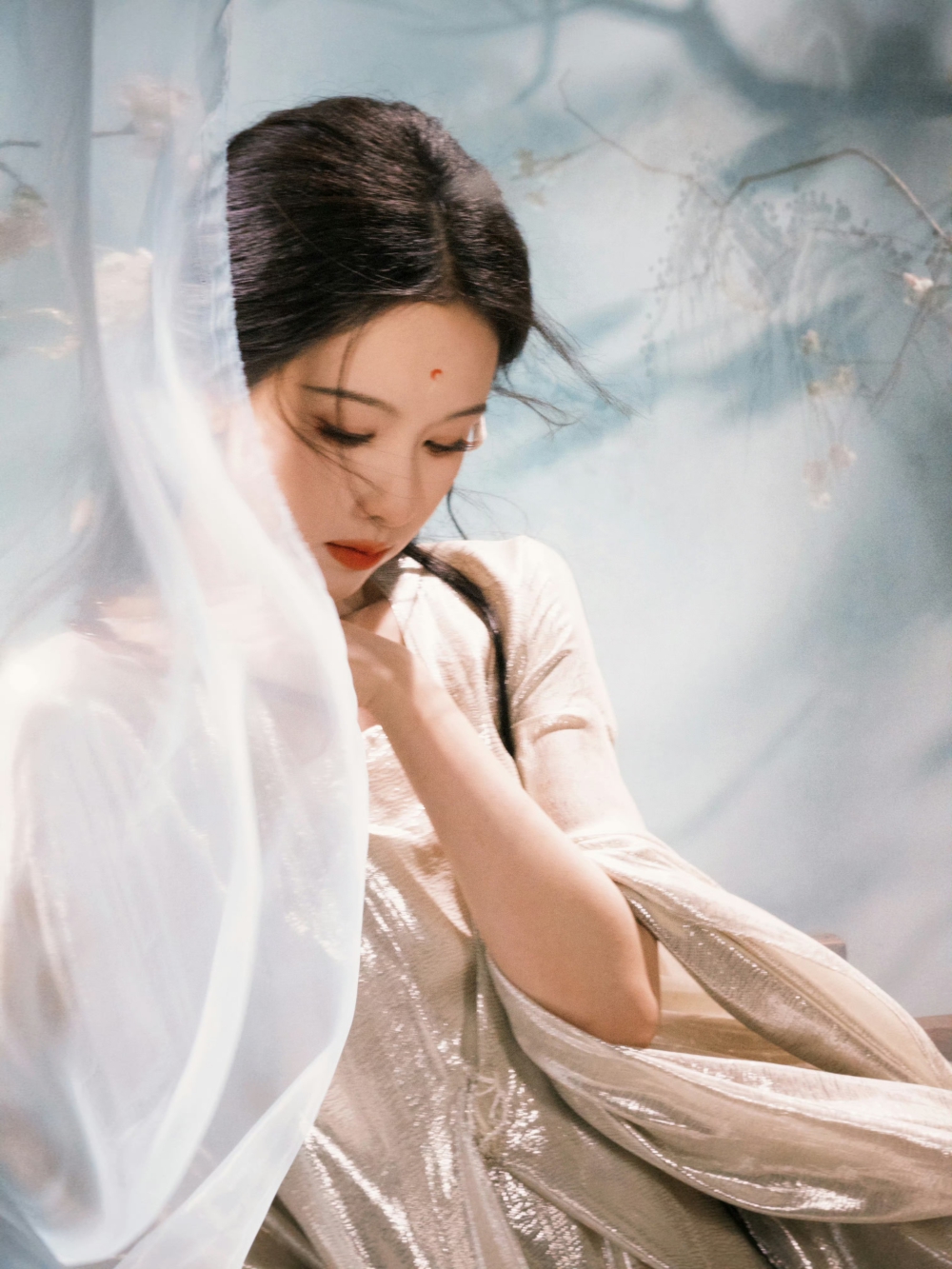 陈都灵