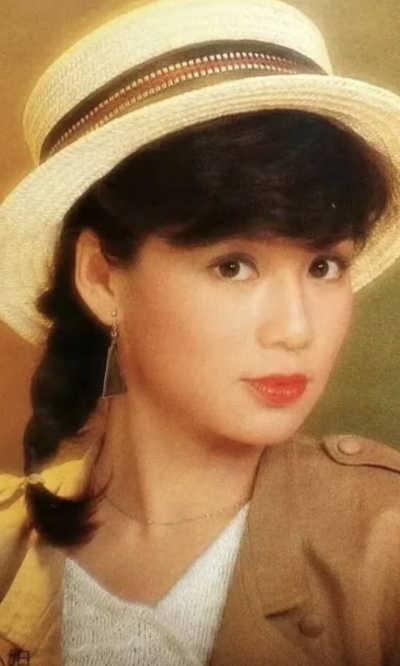 翁美玲