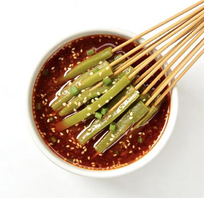 钵钵鸡白底头像