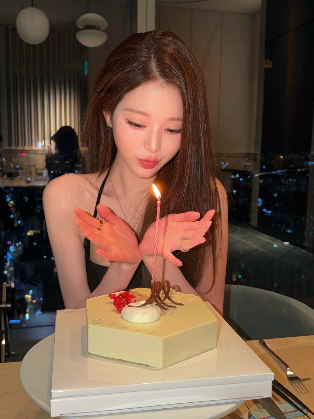 张元英 wonyoung