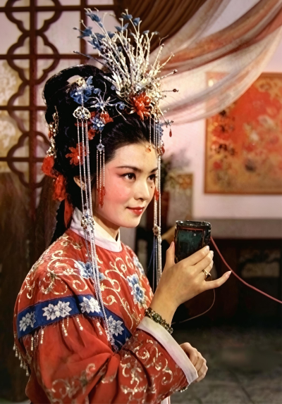 虹
