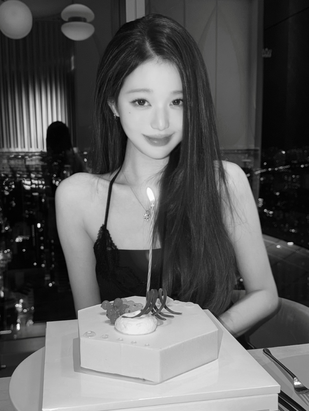 张元英 wonyoung