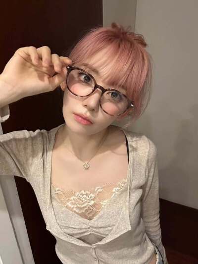 宫脇咲良 sakura
