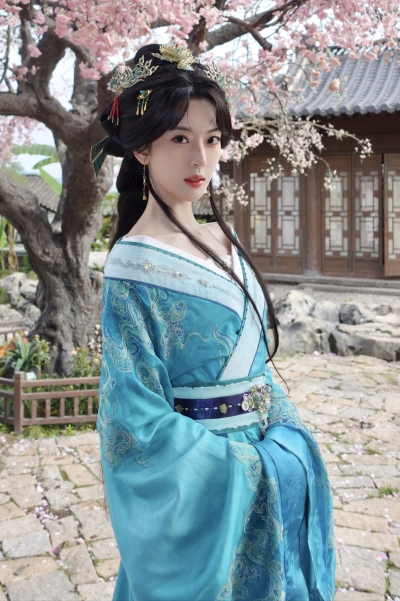 勾太傅，人前不熟人后如做了夫妻 六金∣宋怜