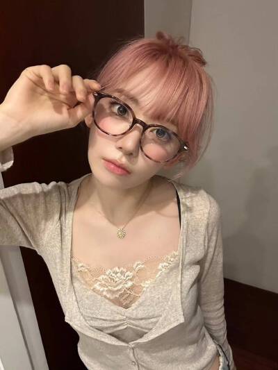 宫胁咲良