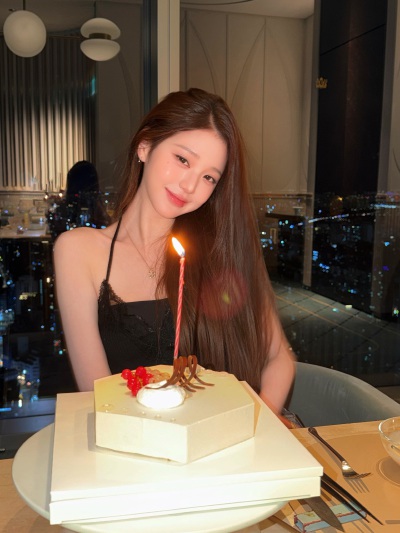 张元英 wonyoung