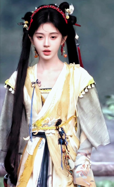 鞠婧祎