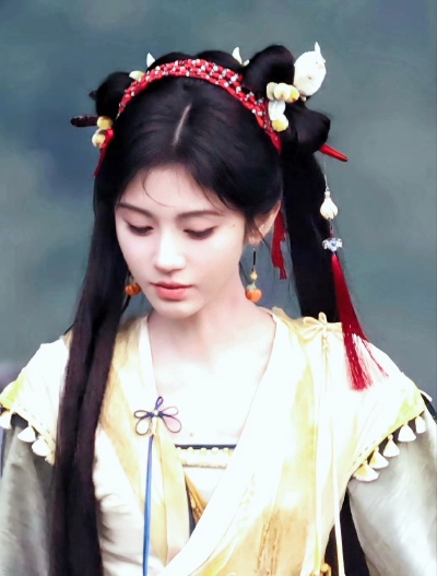 鞠婧祎