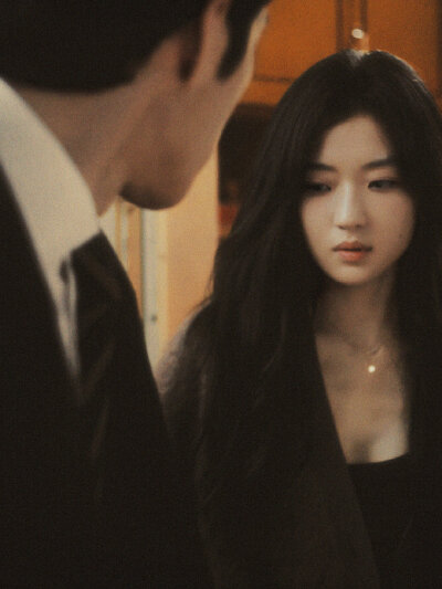 - 早春晴朗 。 ​​​