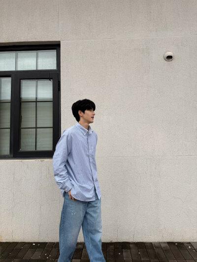 王弘毅