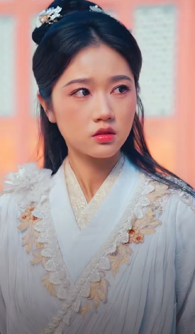 岳雨婷