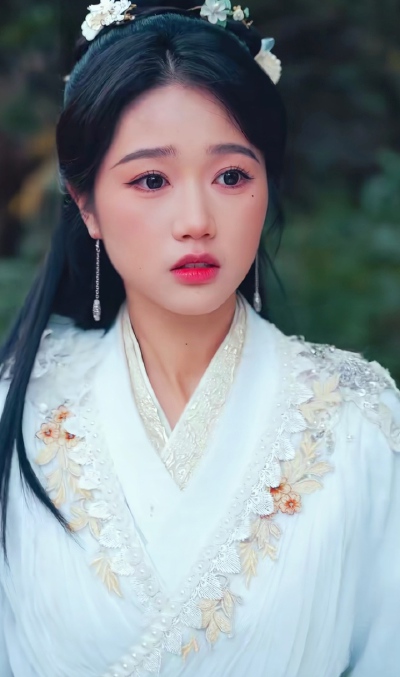 岳雨婷