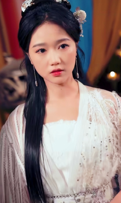 岳雨婷