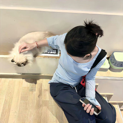 悄悄退场