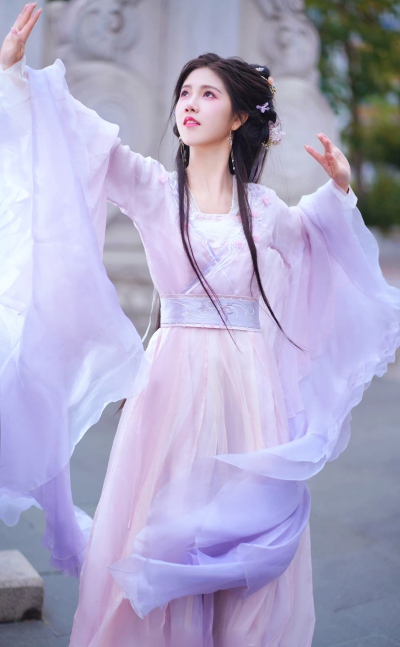宥拉