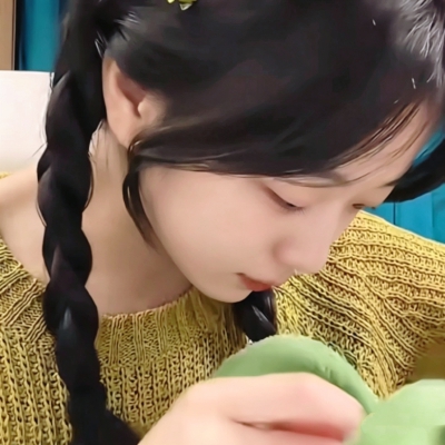 你是我未曾拥有无法捕捉的亲昵