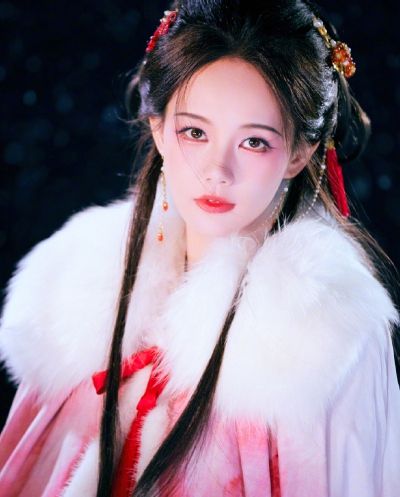 李一桐