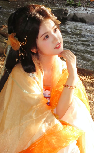 宥拉
