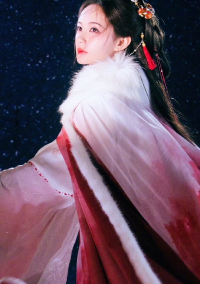李一桐