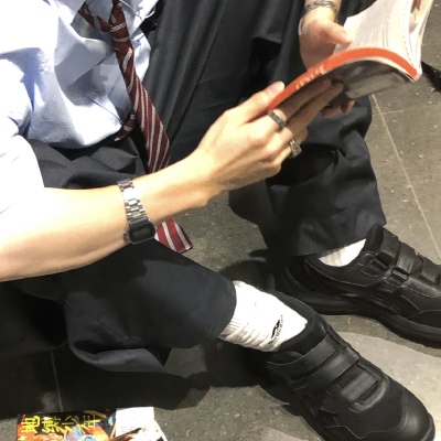 男头｜情绪稳定·装的