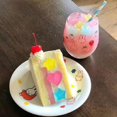 马卡龙色系甜品