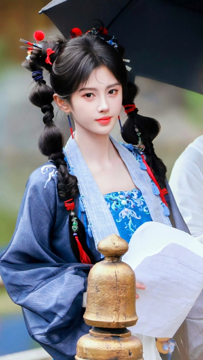 鞠婧祎