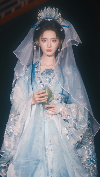 张婉莹