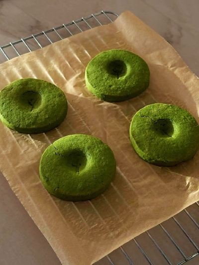 日常
绿色糖果