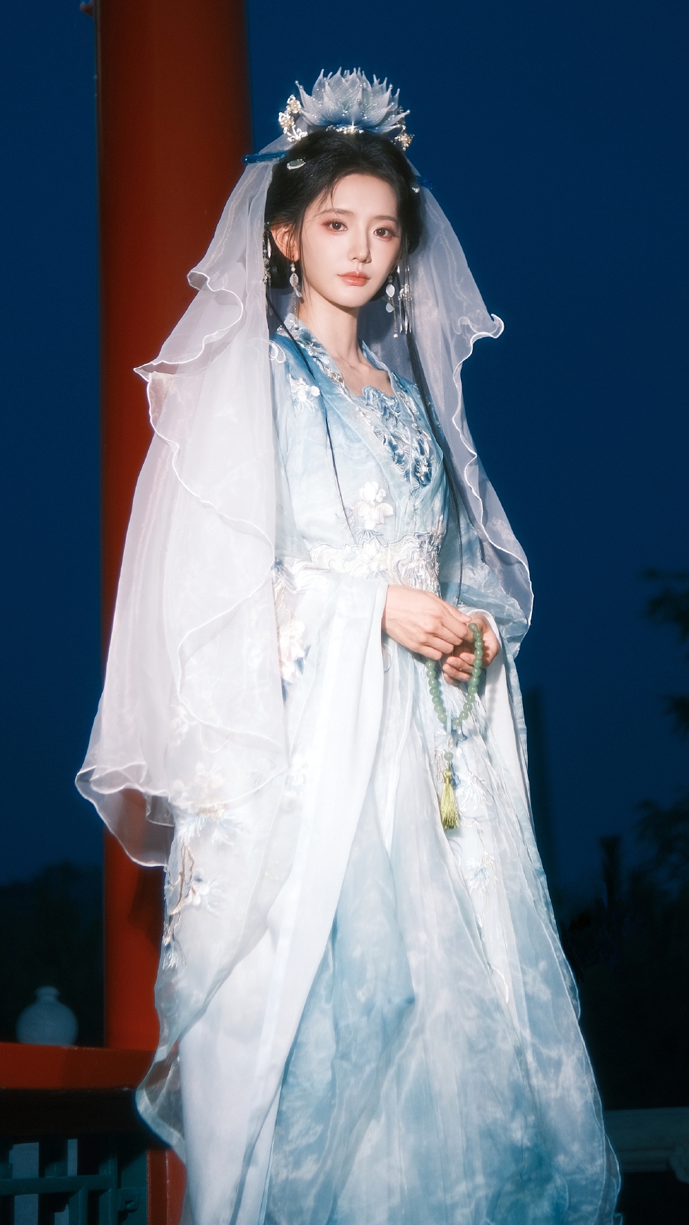 张婉莹